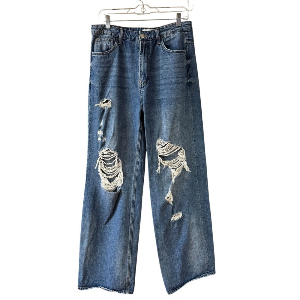 Distressed Light Blue Women's Jeans - Picture 3 of 10